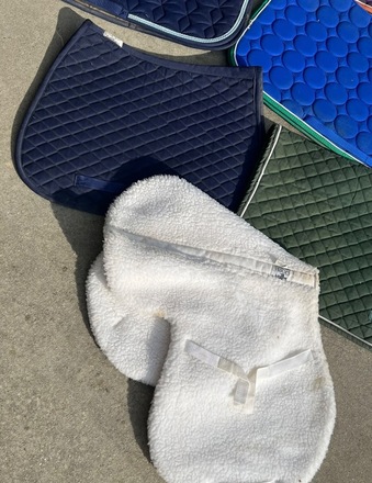 Lot of 7 saddle pads Roma and otherd