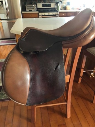 Henri Di Rivel Saddle 16"