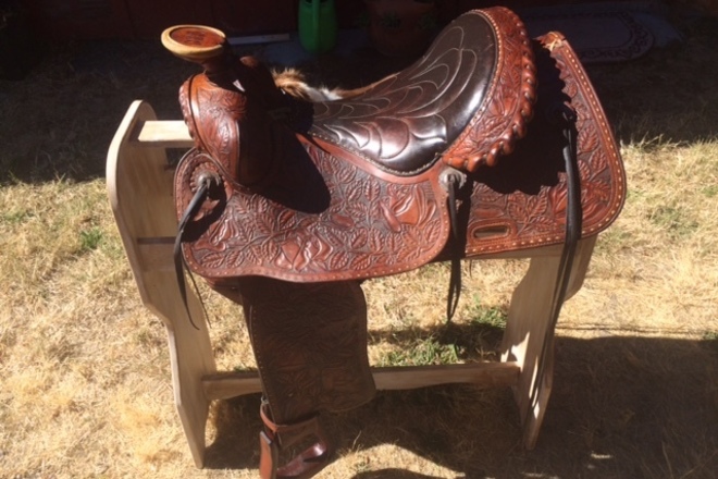 Fallis Geniune Balance Saddle 15"