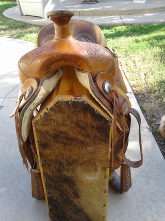 Roping  Saddle 16"