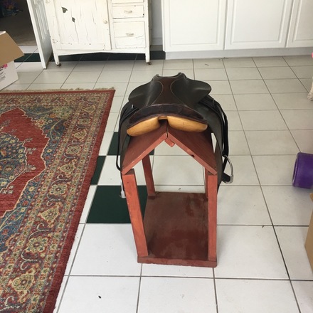 Crosby Lane Fox Saddle 21” 