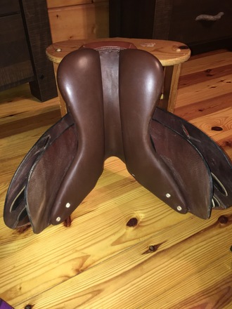 Dover Circuit Pony Saddle Like New 14” 