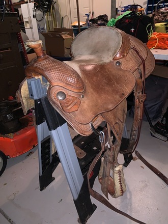 Ryon's Custom Saddle 16"