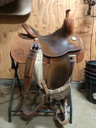 Martin Crown C Barrel Saddle 14"