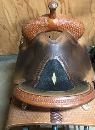 Martin Crown C Barrel Saddle 14"