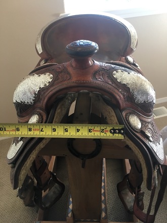 Bobs Show Saddle 16"
