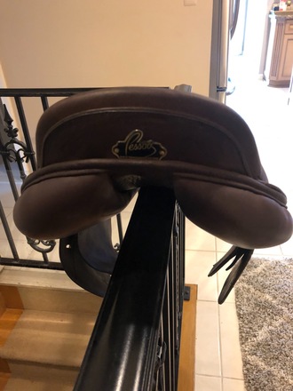 Pessoa Jump Saddle 17.5"