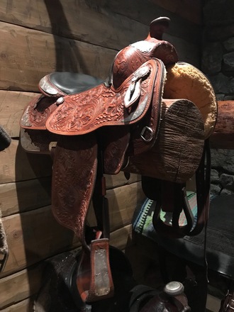 Crates Western Saddle with Chrome 15"