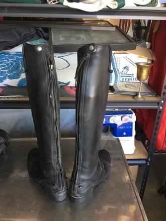 Ariat Field Boots Size 9.5