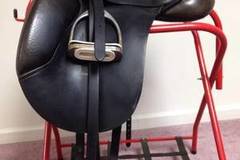 Selling: Sankey Barracuda Dressage Saddle size 17.5"