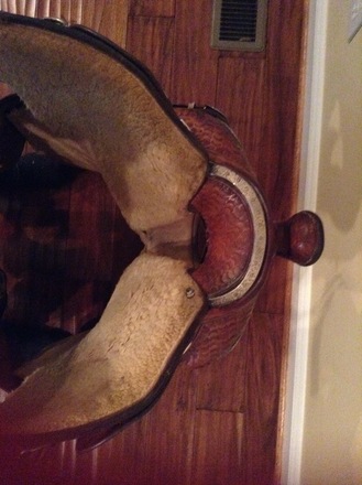 Harris Unique Tooled Saddle 16.5"