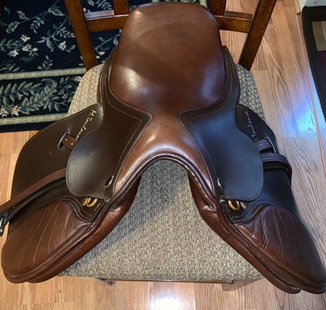 Junior Saddle  M Toulouse Celine Close Contact 14”