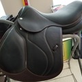 Selling: Devacoux Bairritz Buffalo Leather Close Contact Saddle 17"