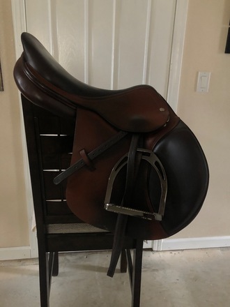 Amerigo Saddle 17”