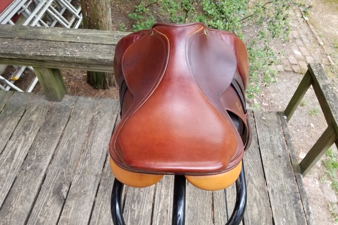 Pessoa AMO close contact saddle 16.5" 