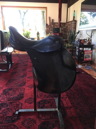 Kieffer Norbert Koof Jumping Saddle Black 17.5"